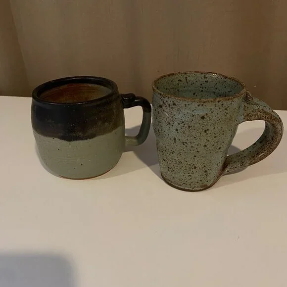 Set of 2 Rustic Stoneware‎ Mugs Green and Brown Speckled Handmade Look - Picture 3 of 8